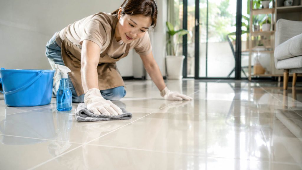 9 Mẹo Làm Sáng Bóng Bề Mặt Gạch Men Hiệu Quả Tại Nhà