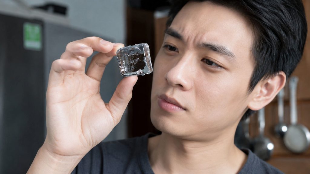 9 Mẹo Làm Đá Viên Trong Suốt Hơn Tại Nhà Đơn Giản Và Hiệu Quả