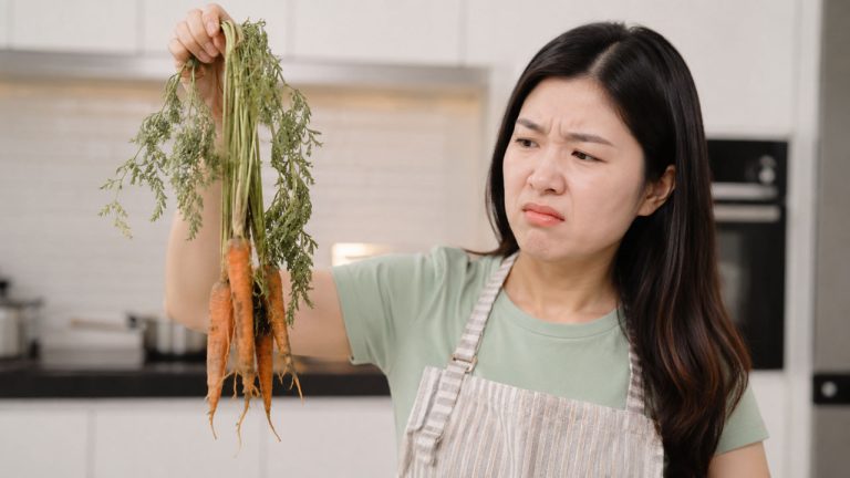 Mẹo bảo quản cà rốt không bị héo giúp cà rốt luôn tươi giòn lâu