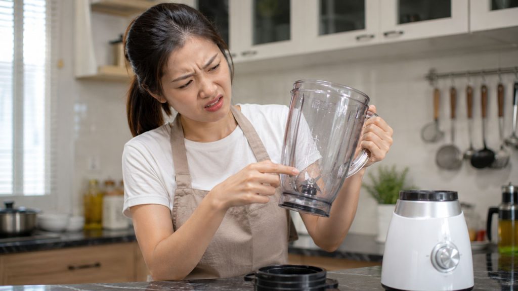 10 Mẹo Làm Sạch Máy Xay Sinh Tố Không Tháo Lưỡi Cực Đơn Giản
